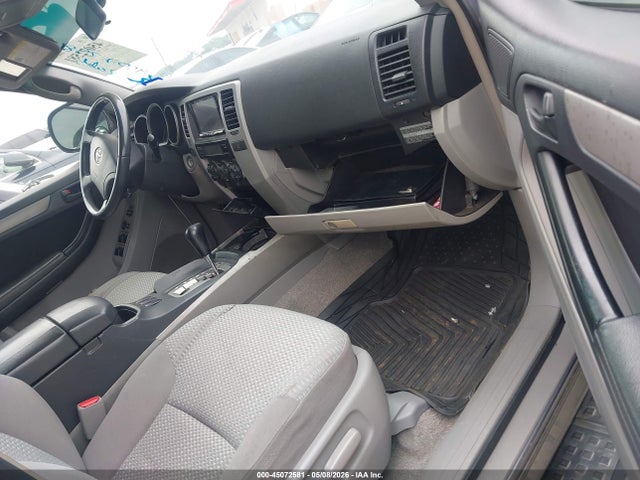 Toyota 4Runner Sr5 V6