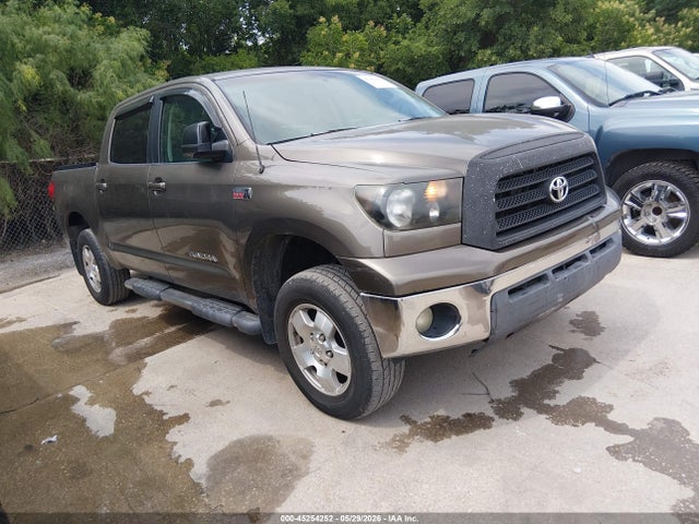 Salvage Toyota Tundra Image