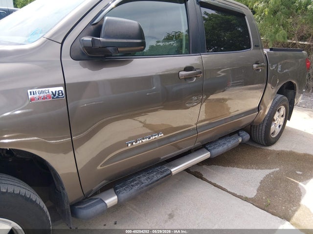 Toyota Tundra Sr5 5.7l V8