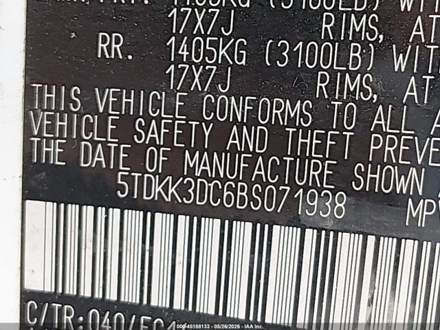 Toyota Sienna Le V6