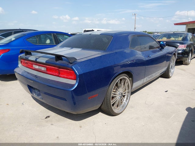 Dodge Challenger Se