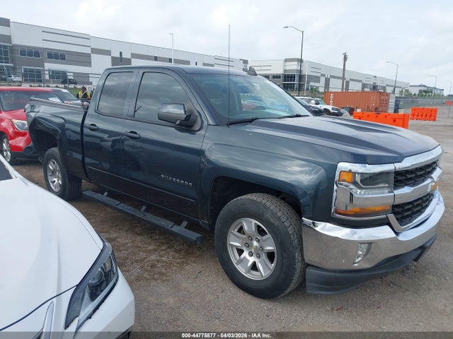 Salvage Chevrolet Silverado 1500 Image
