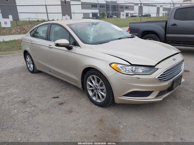 Salvage Ford Fusion Image