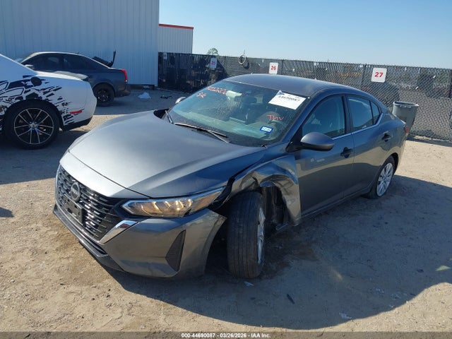 Nissan Sentra S