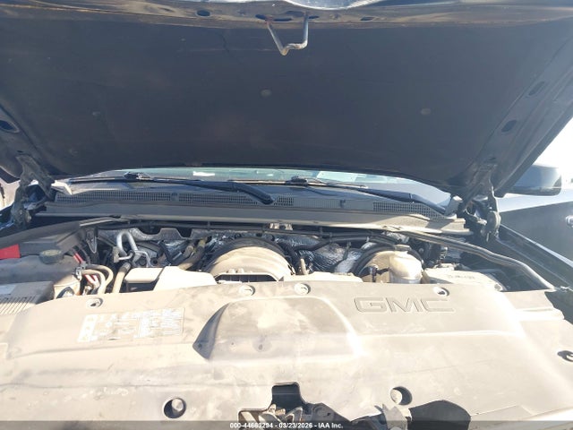 GMC Yukon Denali