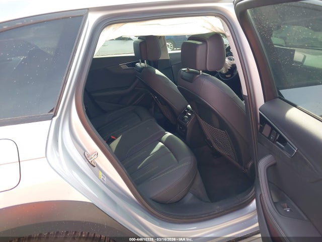Audi A4 Premium Plus 45 Tfsi Quattro S Tronic