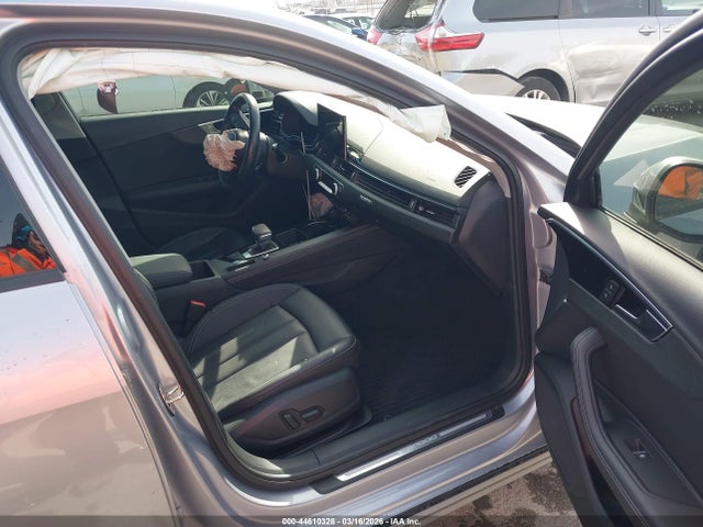 Audi A4 Premium Plus 45 Tfsi Quattro S Tronic