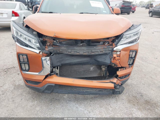 Mitsubishi Outlander 2.0 Es