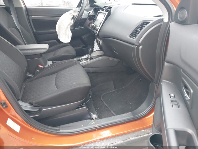 Mitsubishi Outlander 2.0 Es