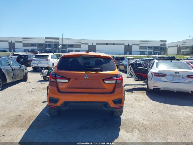 Mitsubishi Outlander 2.0 Es