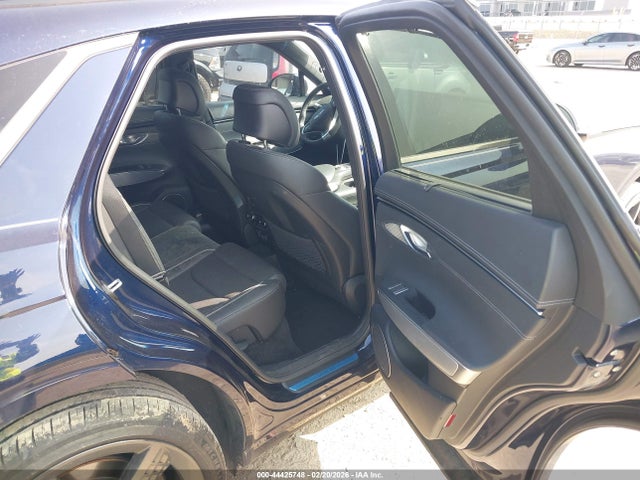 Genesis GV70 2.5t Awd