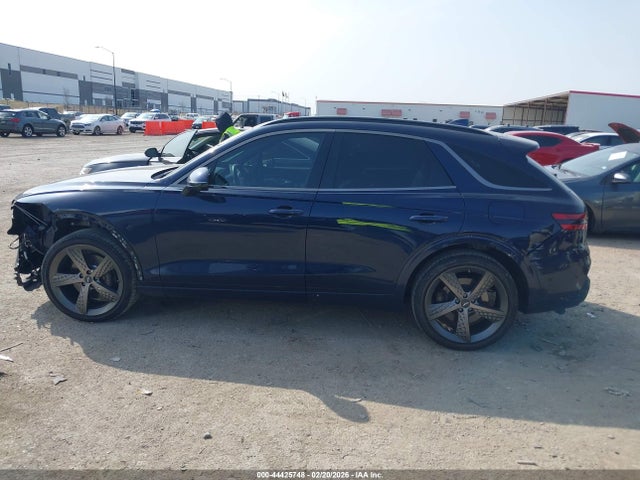 Genesis GV70 2.5t Awd