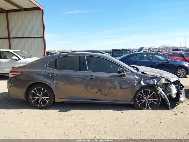 Toyota Camry Se