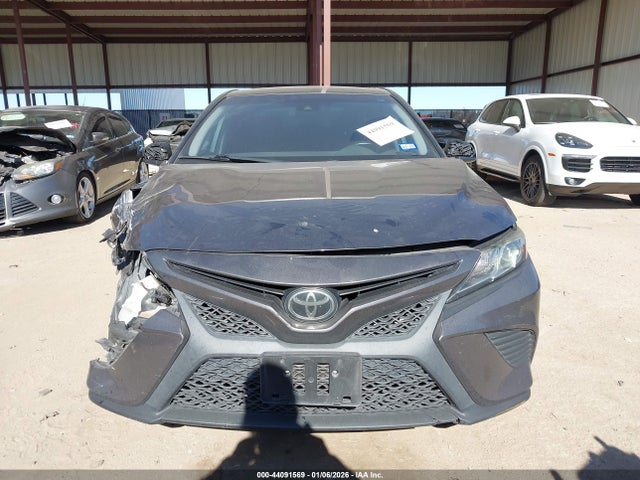 Toyota Camry Se