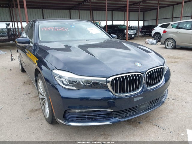Salvage BMW 7 Series Image