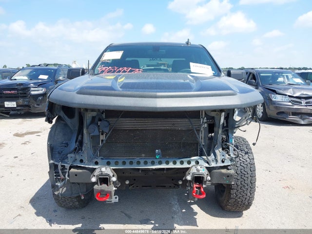 Chevrolet Silverado 1500 4wd  Short Bed Custom Trail Boss