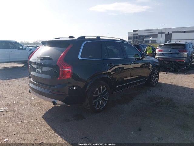 Volvo XC90 T5 Momentum