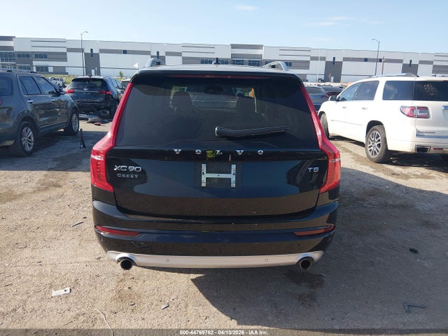 Volvo XC90 T5 Momentum