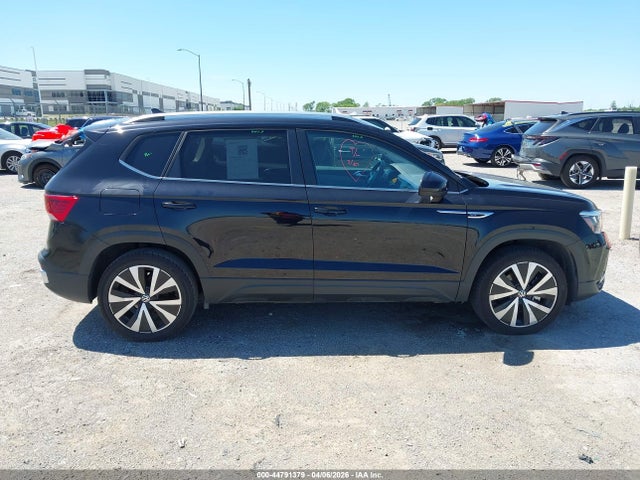 Volkswagen Taos 1.5t Se