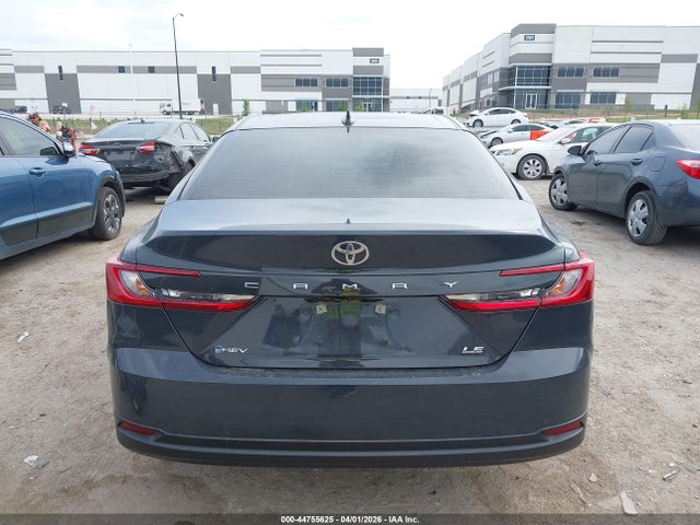 Toyota Camry Le