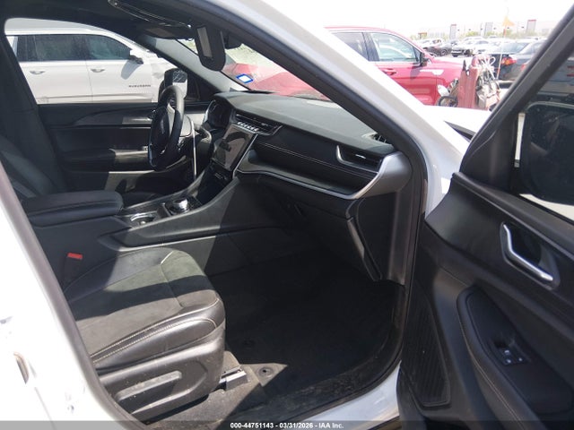 Jeep Grand Cherokee Altitude X 4x4