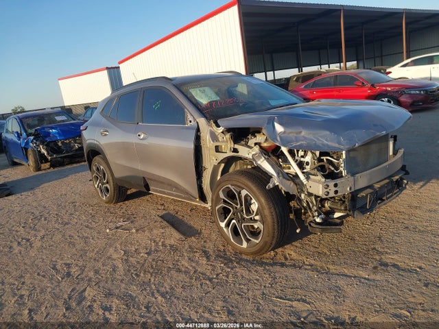 Salvage Chevrolet Trax Image