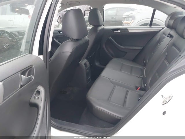 Volkswagen Jetta 1.4t Se