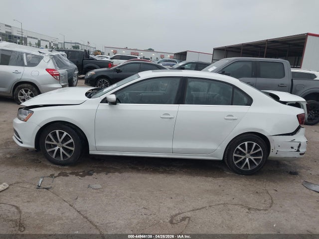 Volkswagen Jetta 1.4t Se
