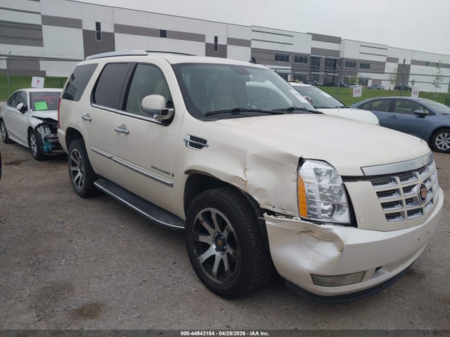 Salvage Cadillac Escalade Image