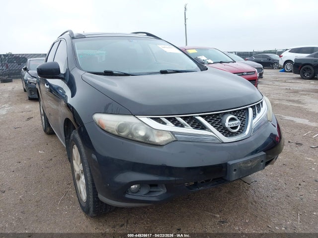 Salvage Nissan Murano Image