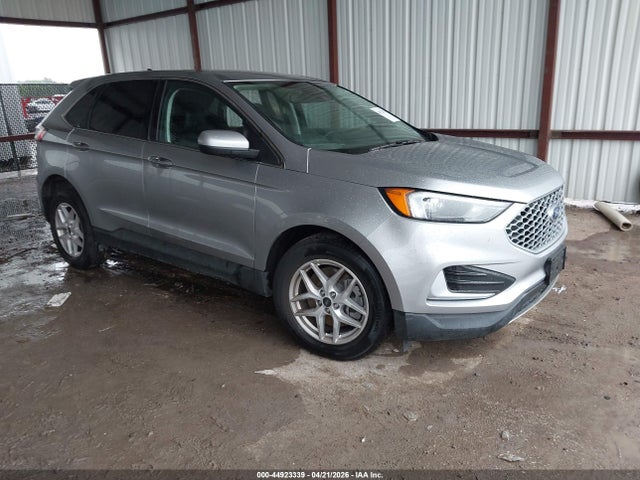 Salvage Ford Edge Image
