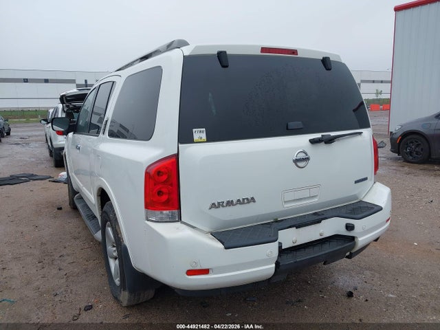 Nissan Armada Sv