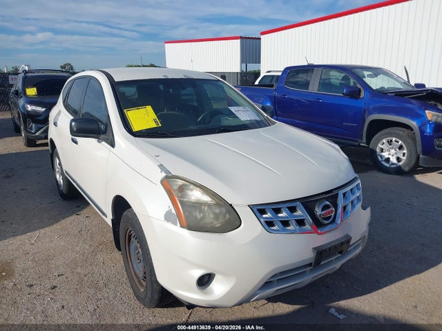Salvage Nissan Rogue Image