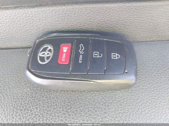 Toyota Tundra Sr5
