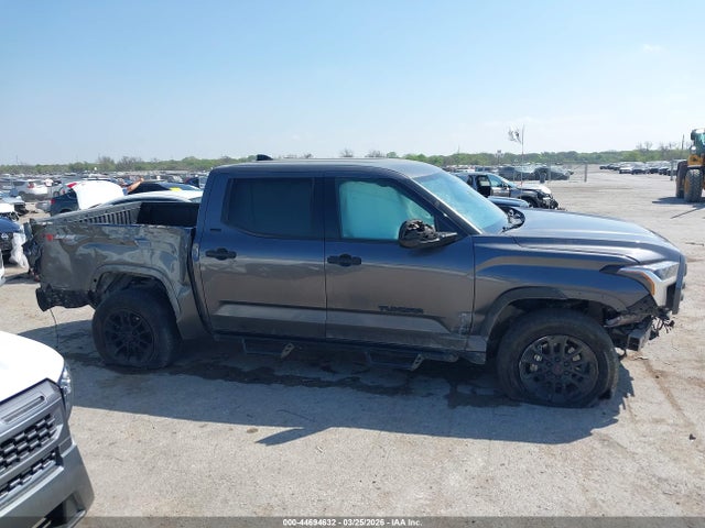 Toyota Tundra Sr5