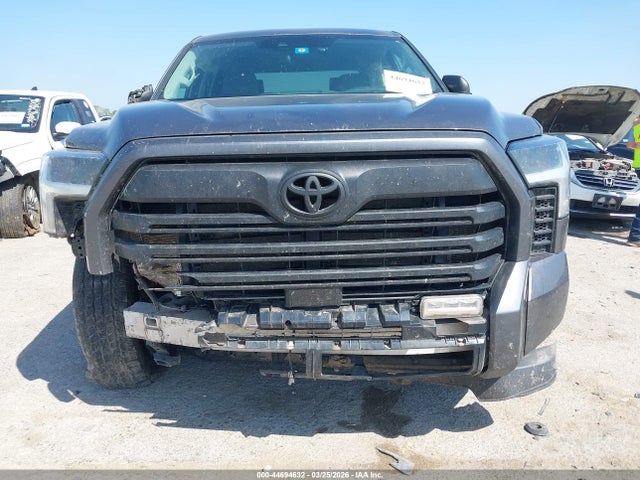Toyota Tundra Sr5