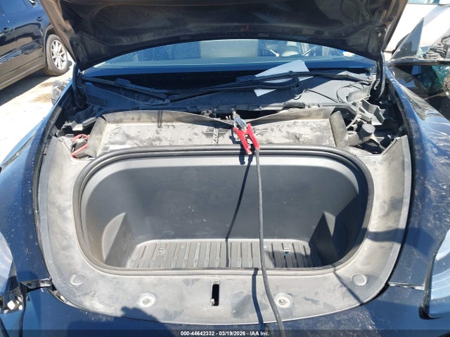 Tesla Model Y Long Range Dual Motor All-wheel Drive