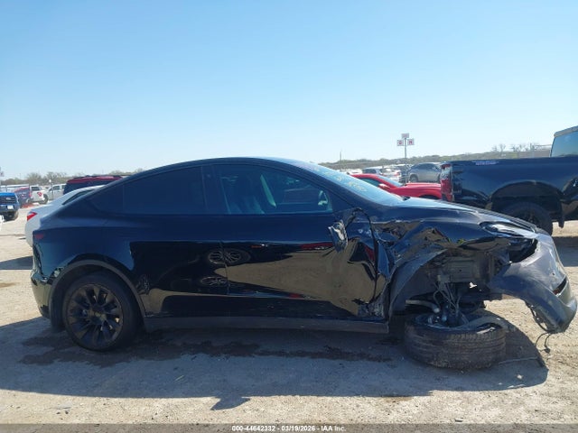 Tesla Model Y Long Range Dual Motor All-wheel Drive