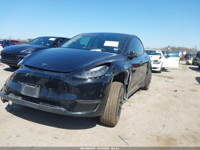 Tesla Model Y Long Range Dual Motor All-wheel Drive