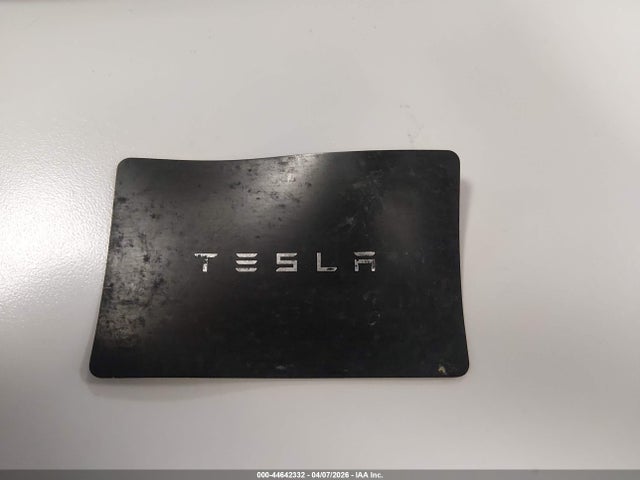 Tesla Model Y Long Range Dual Motor All-wheel Drive