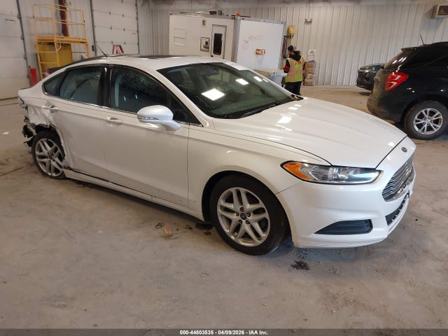 Salvage Ford Fusion Image