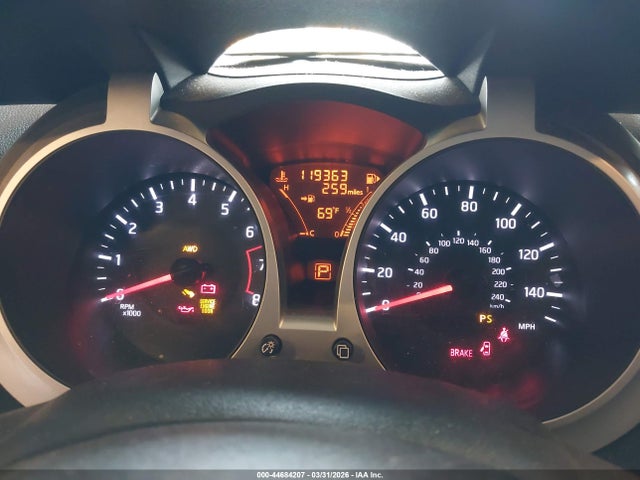 Nissan JUKE S