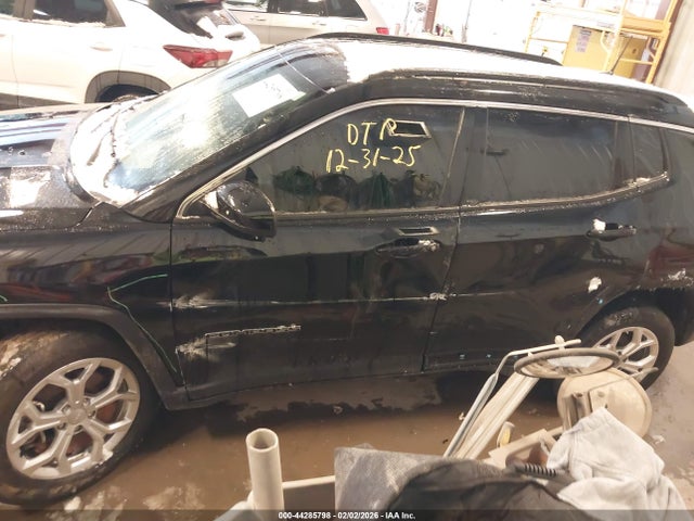 Jeep Compass Latitude 4x4