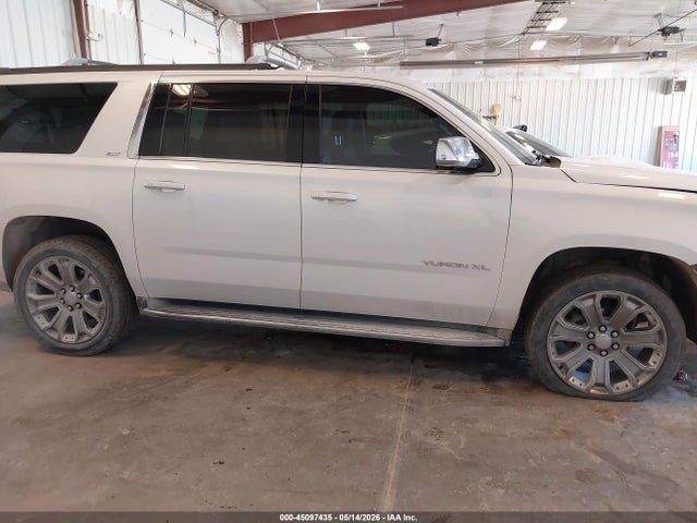 GMC Yukon Slt