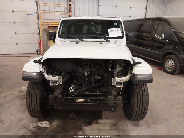 Jeep Wrangler Sahara 4x4