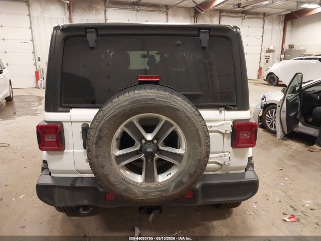 Jeep Wrangler Sahara 4x4