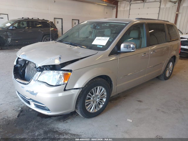 Chrysler Town & Country Touring-l