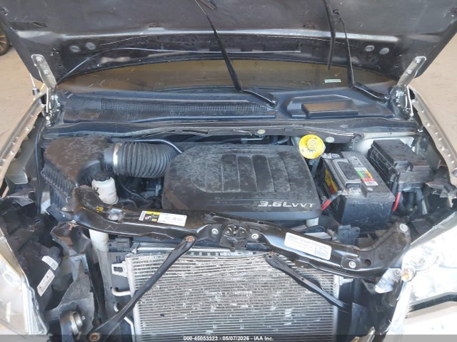 Chrysler Town & Country Touring-l