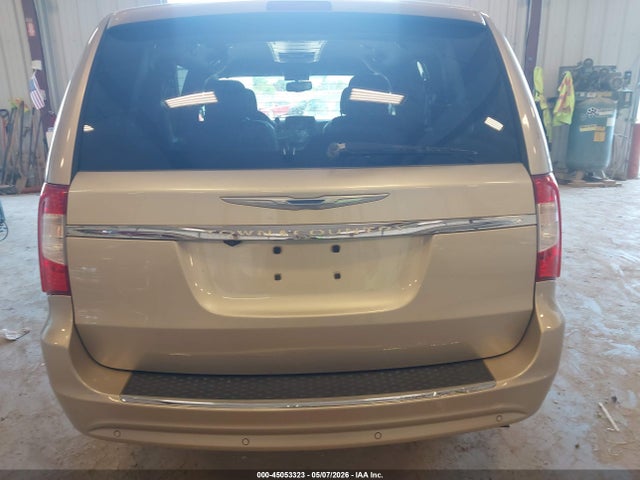 Chrysler Town & Country Touring-l