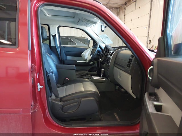 Dodge Nitro Sxt